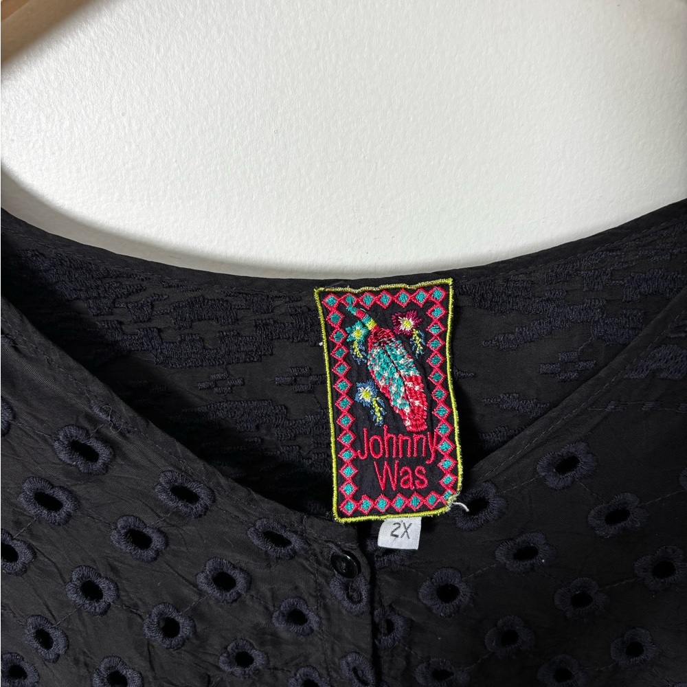 Johnny Was Eyelet Top blouse Black Size 2x - Picture 2 of 5